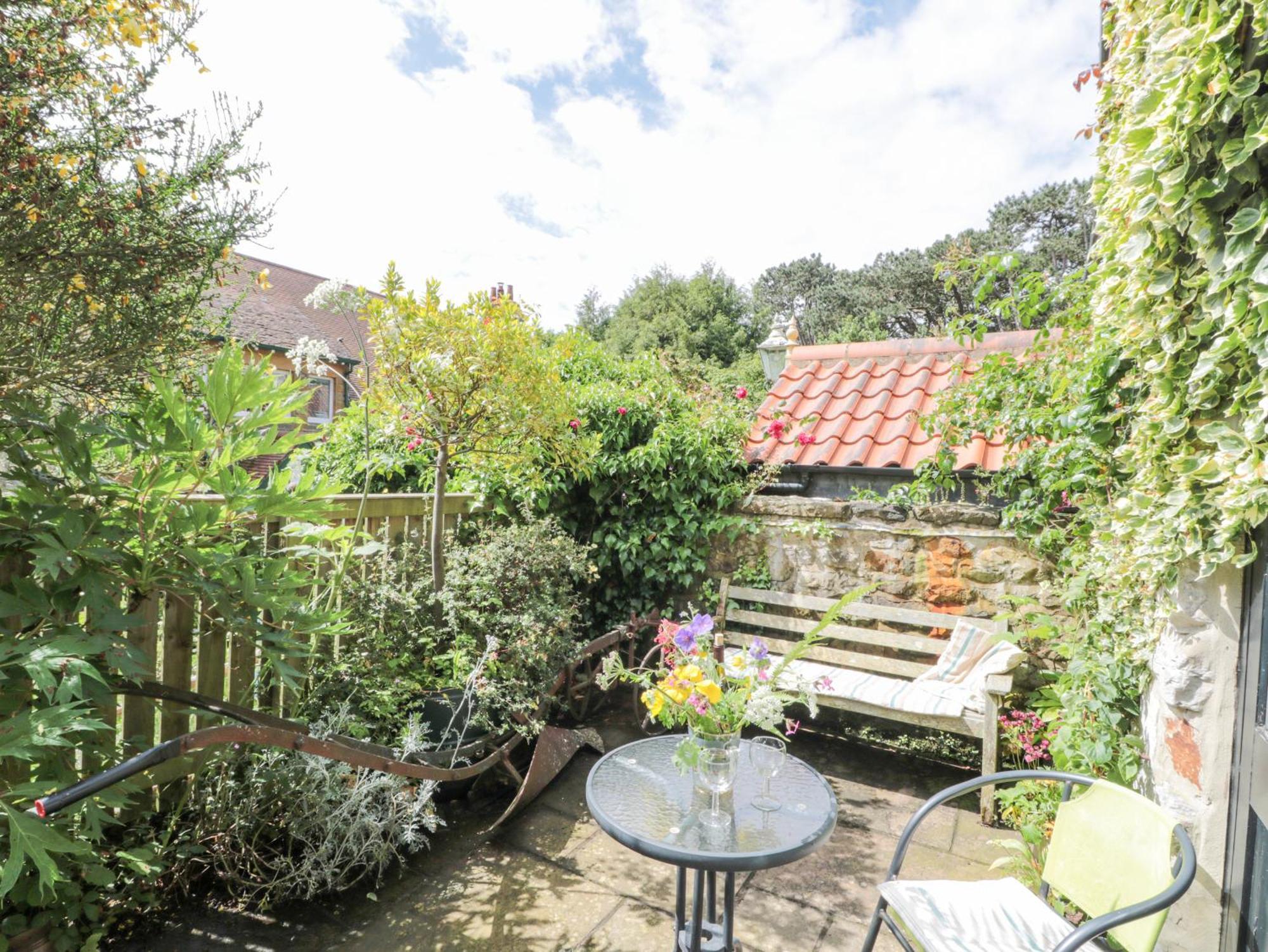 The Hayloft Villa Scarborough Exterior photo